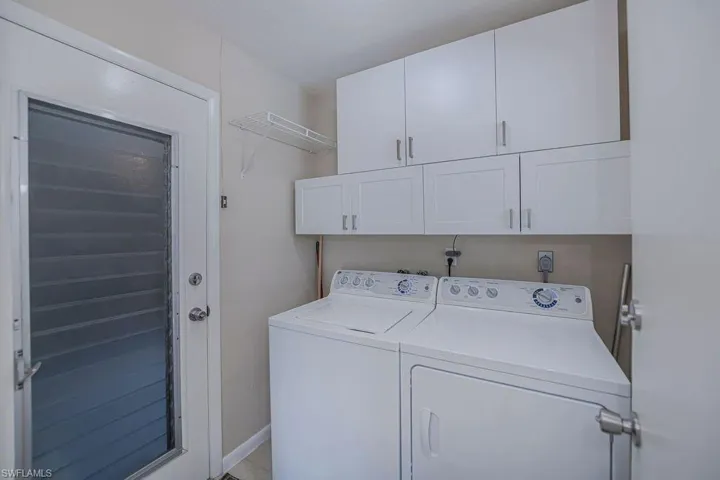 917 Se 35th St, Cape Coral Fl 33904