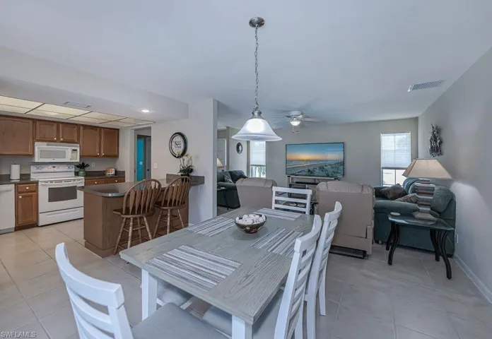 917 Se 35th St, Cape Coral Fl 33904
