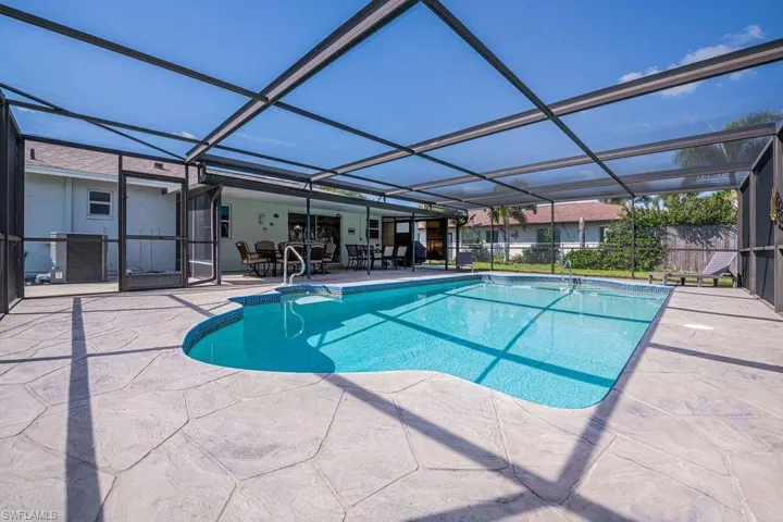 917 Se 35th St, Cape Coral Fl 33904