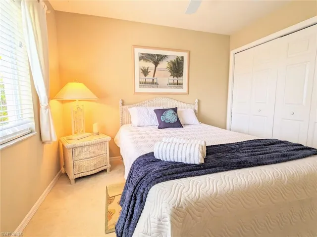546 SE 4th  ST, Cape Coral, FL 33990