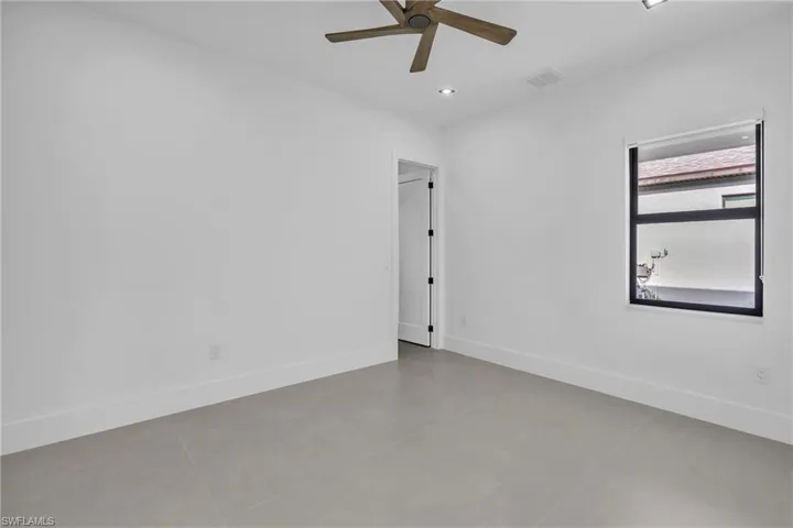 1227 Sw 37th St, Cape Coral, Florida 33914