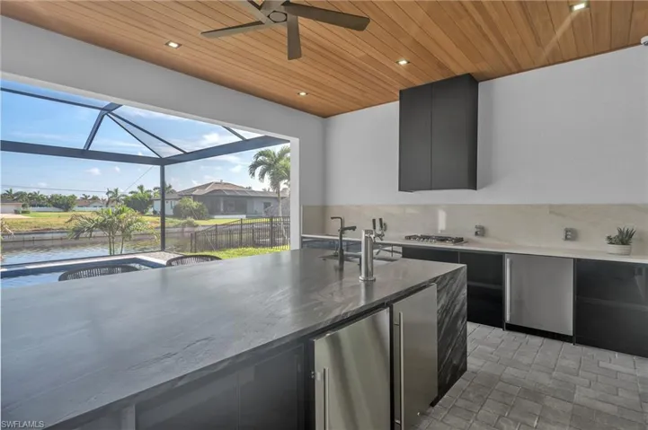 1227 Sw 37th St, Cape Coral, Florida 33914