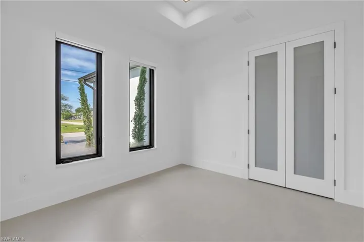 1227 Sw 37th St, Cape Coral, Florida 33914