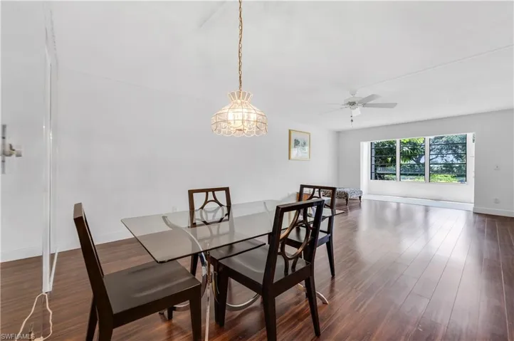 600 Valley Stream Dr D3, Naples, Florida 34113
