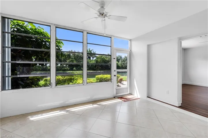 600 Valley Stream Dr D3, Naples, Florida 34113
