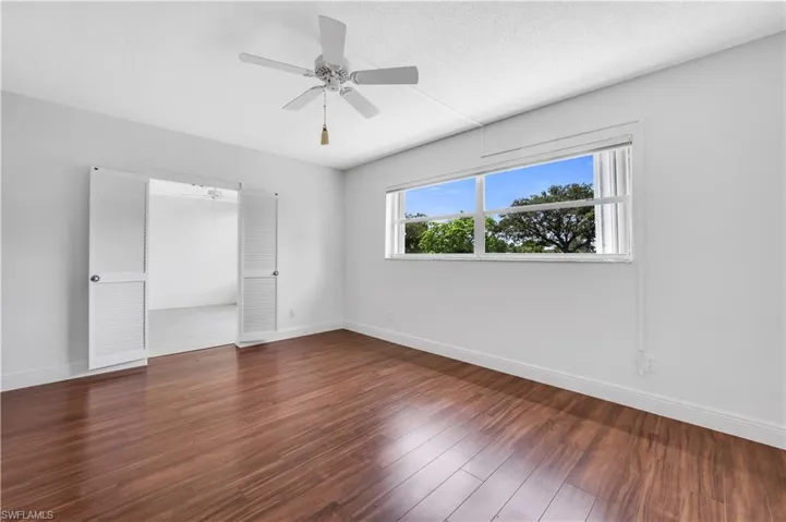 600 Valley Stream Dr D3, Naples, Florida 34113