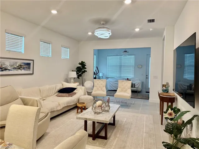 1887 Mesa Ln, Naples, Florida 34120