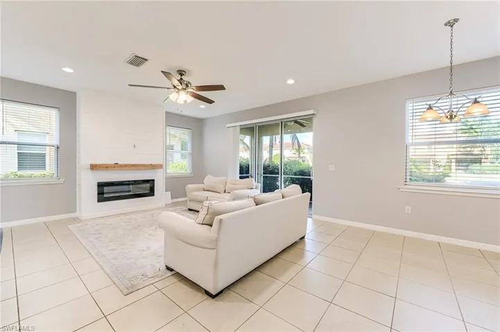 4084 Wilmont Pl, Fort Myers, Florida 33916
