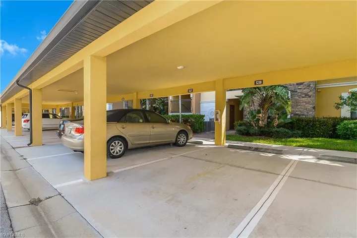9584  Trevi  CT, Naples, FL 34113