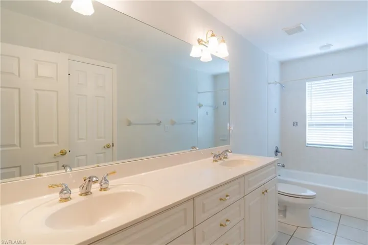 Upstairs bathroom