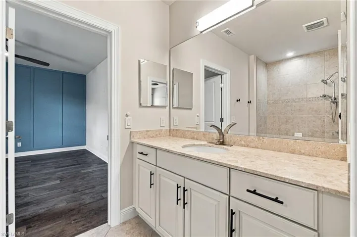 4118 Raffia Dr, Naples, Florida 34119