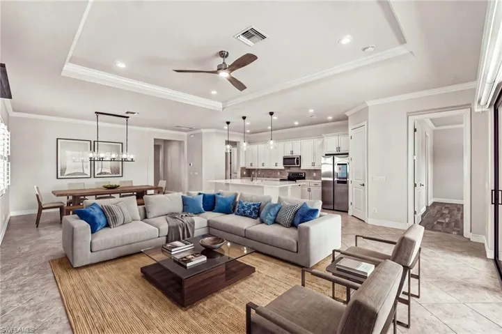 4118 Raffia Dr, Naples, Florida 34119