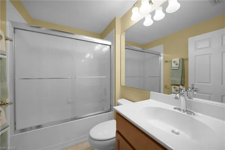 2457 Anguilla Dr, Cape Coral, Florida 33991