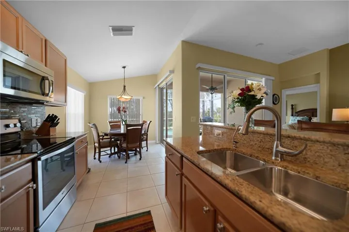 2457 Anguilla Dr, Cape Coral, Florida 33991