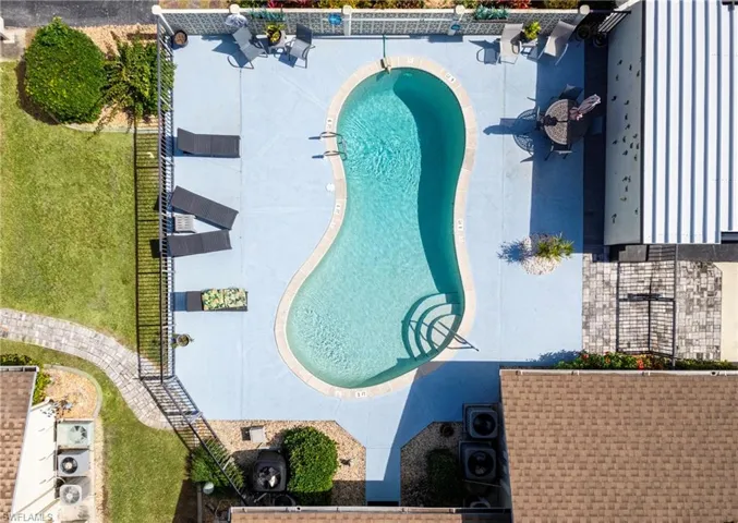616 Se 14th Ter 201, Cape Coral, Florida 33990