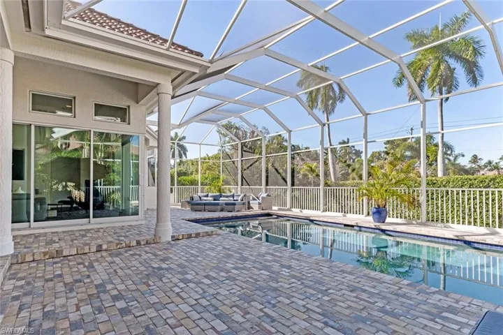 2540 Half Moon Walk, Naples, Florida 34102