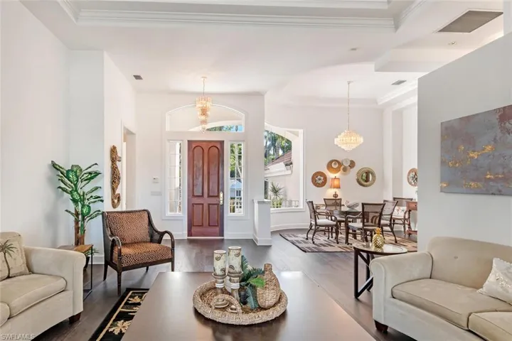 2540 Half Moon Walk, Naples, Florida 34102