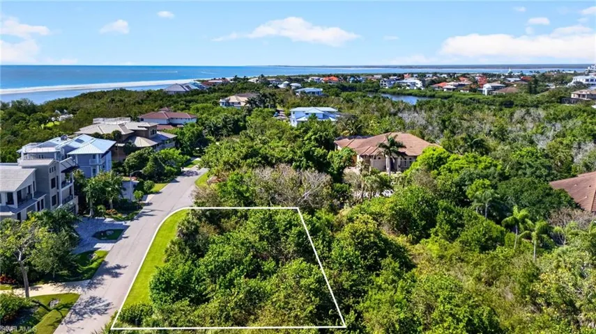 707 Waterside Dr, Marco Island, Florida 34145