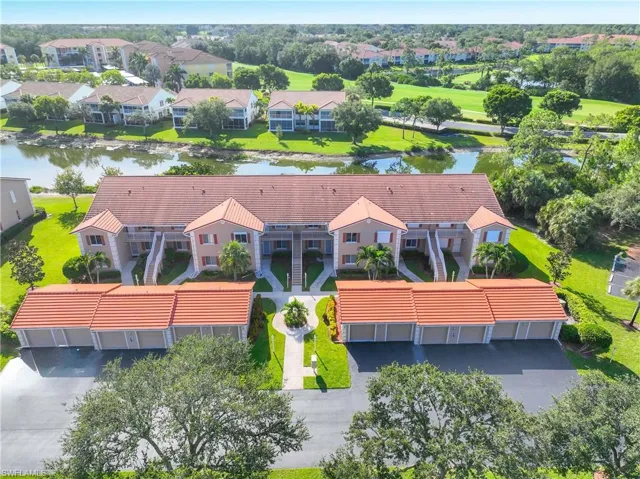 700  Saratoga  CIR, Naples, FL 34104