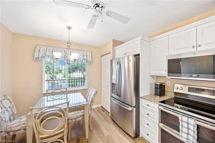 700  Saratoga  CIR, Naples, FL 34104