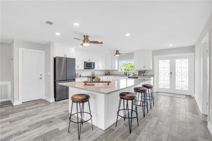 137  Placid  DR, Fort Myers, FL 33919