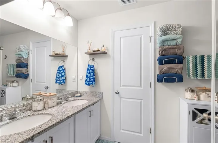 9158  Aegean  CIR, Lehigh Acres, FL 33936
