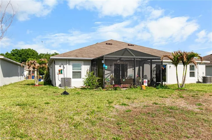9158  Aegean  CIR, Lehigh Acres, FL 33936