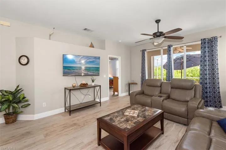 2274 Granby Dr, Lehigh Acres, Florida 33973