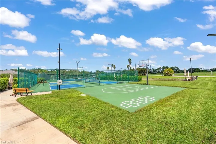 2274 Granby Dr, Lehigh Acres, Florida 33973