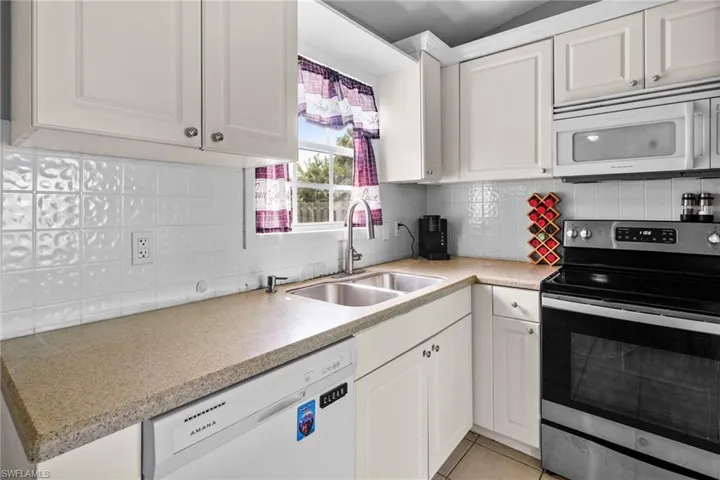 2620 Cartegena Ave, Fort Myers, Florida 33905