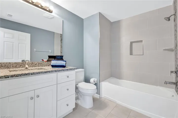Guest Bathroom, tub & shower combo