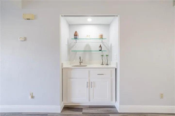 600 Misty Pines Cir 104, Naples, Florida 34105