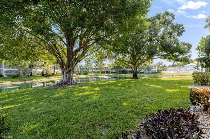 600 Misty Pines Cir 104, Naples, Florida 34105