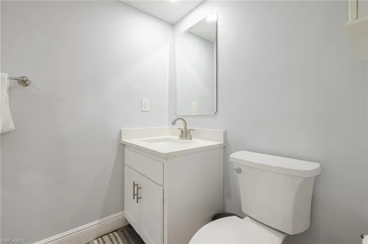 600 Misty Pines Cir 104, Naples, Florida 34105