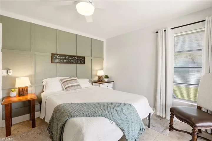 Queen Bed Feature Wall