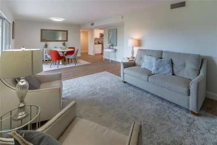 96 Glades Blvd 513, Naples, Florida 34112
