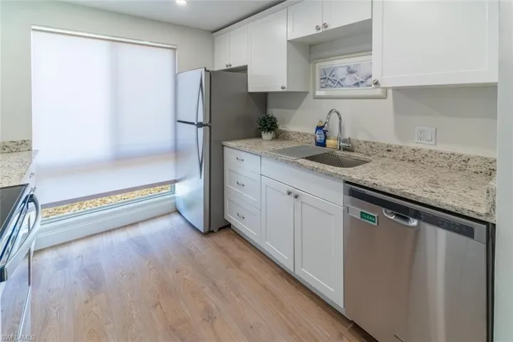 96 Glades Blvd 513, Naples, Florida 34112
