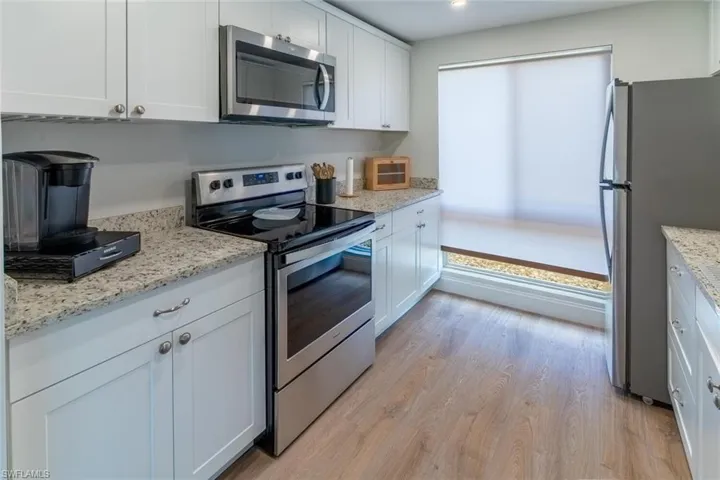 96 Glades Blvd 513, Naples, Florida 34112