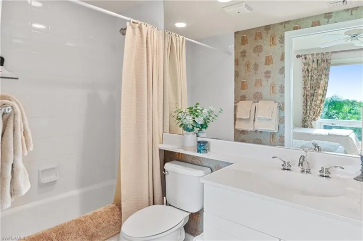 23650 Via Via Veneto Blvd 404, Estero, Florida 34134