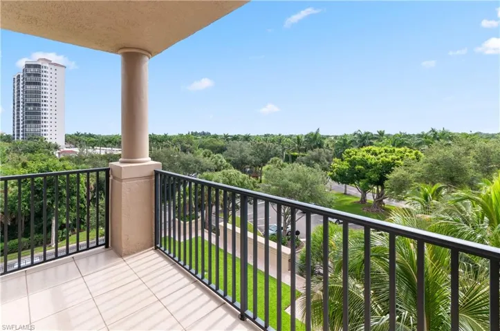 23650 Via Via Veneto Blvd 404, Estero, Florida 34134