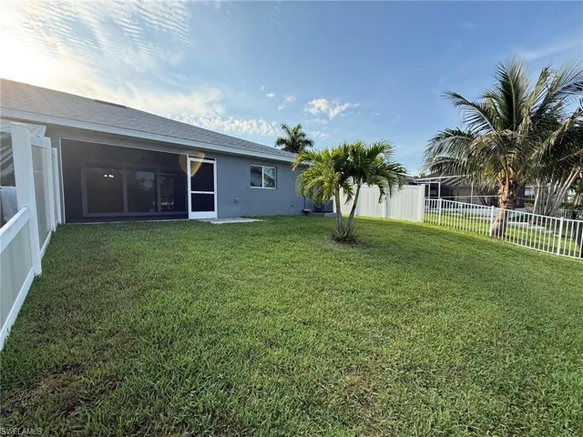 3534 Sw 17th Ave, Cape Coral, Florida 33914