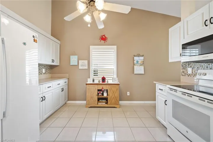Spacious & open white kitchen