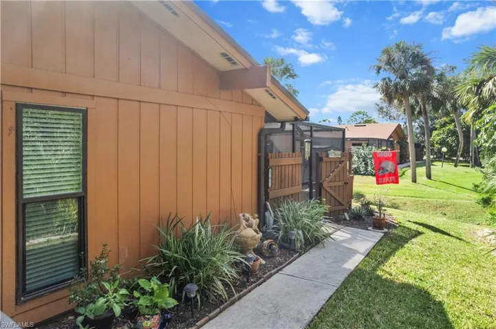 5701  Foxlake  DR, North Fort Myers, FL 33917