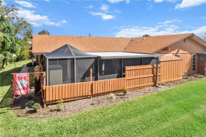 5701  Foxlake  DR, North Fort Myers, FL 33917