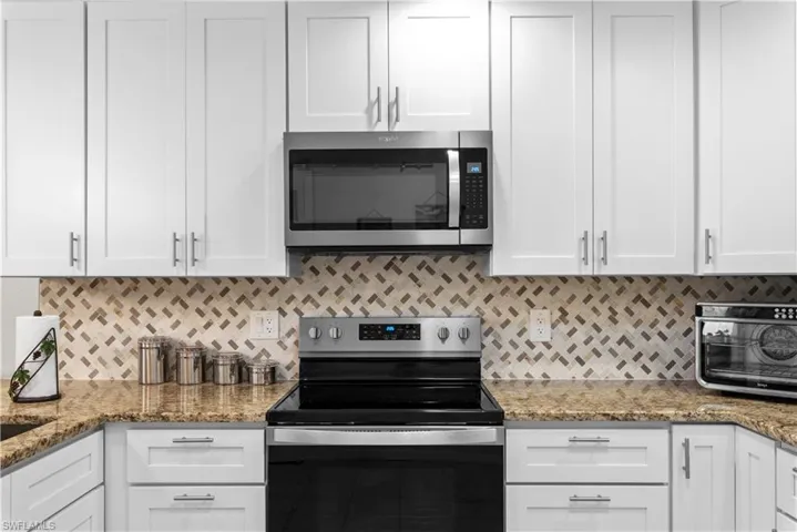 5701  Foxlake  DR, North Fort Myers, FL 33917