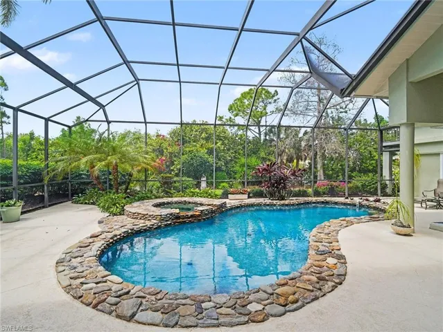 Pool with preserve behind for privacy