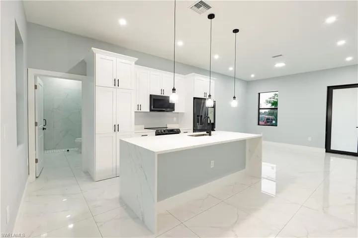 4703 Elva Ave S, Lehigh Acres, Florida 33976