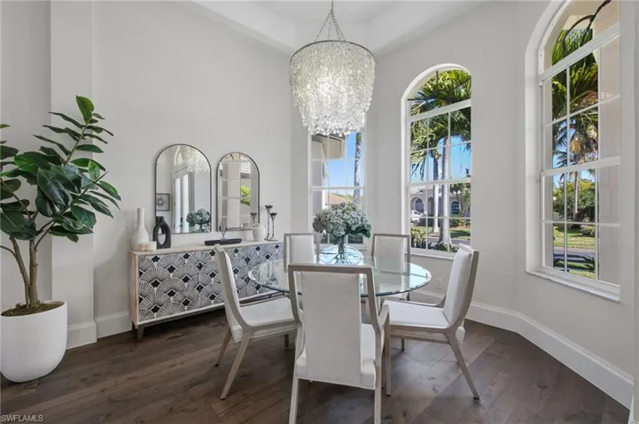 Breakfast nook