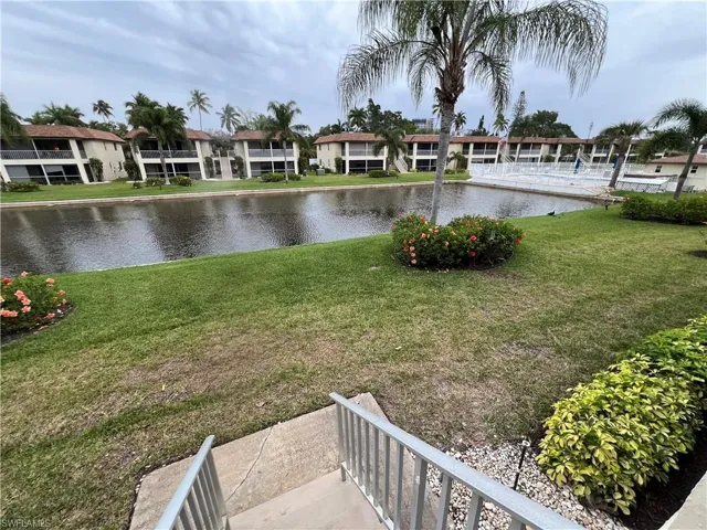 1155  Sandpiper  ST, Naples, FL 34102