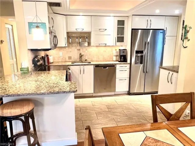 1155  Sandpiper  ST, Naples, FL 34102
